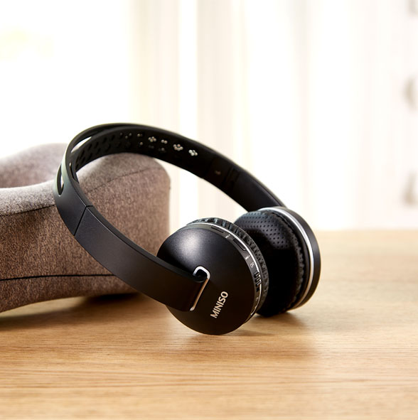 Headphone